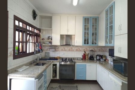 Casa à venda com 152m², 3 quartos e 2 vagas