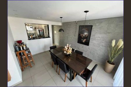 Apartamento à venda com 71m², 2 quartos e 1 vaga
