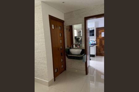 Casa à venda com 3 quartos, 228m² em Jardim Santa Clara, Guarulhos