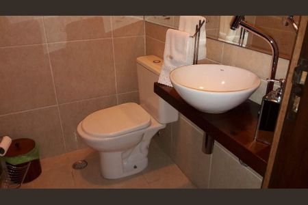Casa à venda com 528m², 3 quartos e 10 vagas