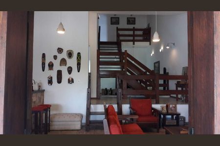 Casa à venda com 3 quartos, 528m² em Vila Rosalia, Guarulhos