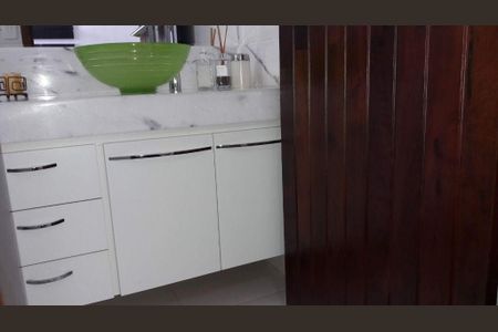 Casa à venda com 528m², 3 quartos e 10 vagas