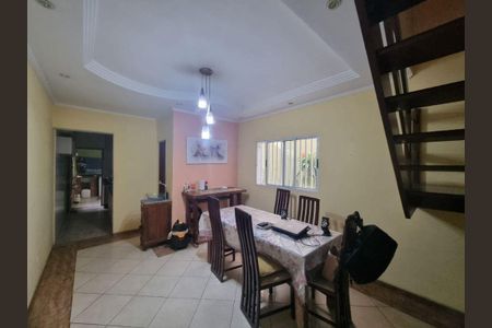 Casa à venda com 3 quartos, 125m² em Jardim Bom Clima, Guarulhos