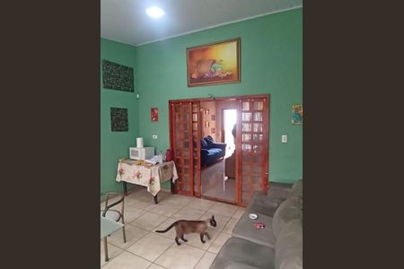 Casa à venda com 192m², 6 quartos e 4 vagas
