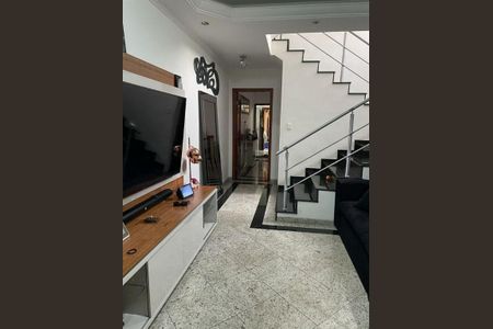 Casa à venda com 220m², 4 quartos e 3 vagas