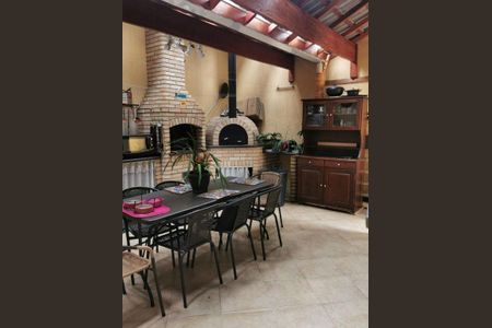 Casa à venda com 4 quartos, 220m² em Vila Galvão, Guarulhos