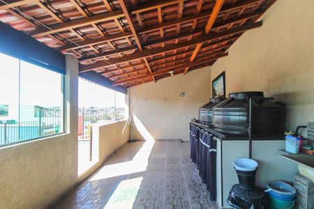 Casa à venda com 225m², 4 quartos e 2 vagas Casa à venda com 225m², 4 quartos e 2 vagasÁrea de Serviço