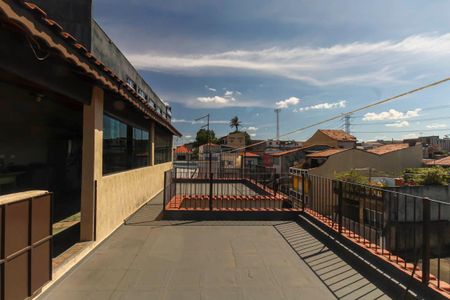Casa à venda com 225m², 4 quartos e 2 vagas