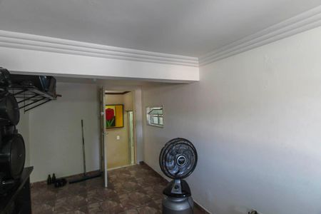 Casa à venda com 225m², 4 quartos e 2 vagas Casa à venda com 225m², 4 quartos e 2 vagasQuarto 4