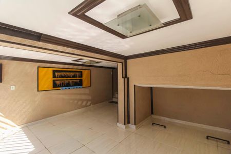 Casa à venda com 225m², 4 quartos e 2 vagas
