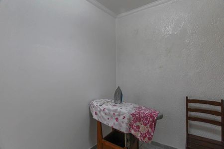 Casa à venda com 225m², 4 quartos e 2 vagas Casa à venda com 225m², 4 quartos e 2 vagasQuarto 3