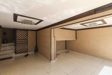 Casa à venda com 225m², 4 quartos e 2 vagas