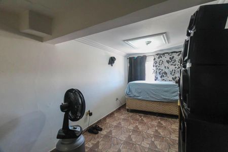 Casa à venda com 225m², 4 quartos e 2 vagas Casa à venda com 225m², 4 quartos e 2 vagasQuarto 4