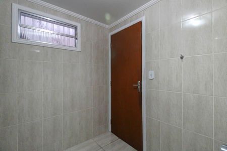 Casa à venda com 225m², 4 quartos e 2 vagas Casa à venda com 225m², 4 quartos e 2 vagasBanheiro 2