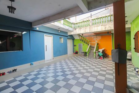 Casa à venda com 250m², 3 quartos e 4 vagasQuintal