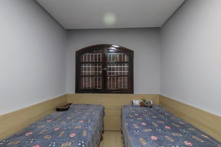 Casa à venda com 250m², 3 quartos e 4 vagasQuarto 2