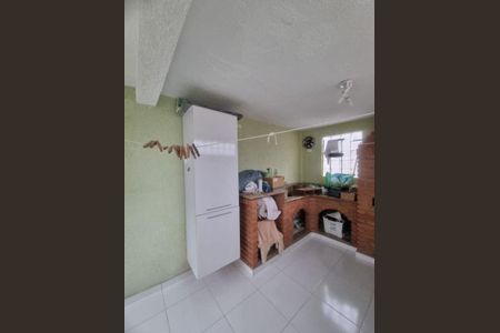 Casa à venda com 3 quartos, 180m² em Vila Camargos, Guarulhos