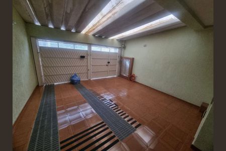 Casa à venda com 180m², 3 quartos e 3 vagas