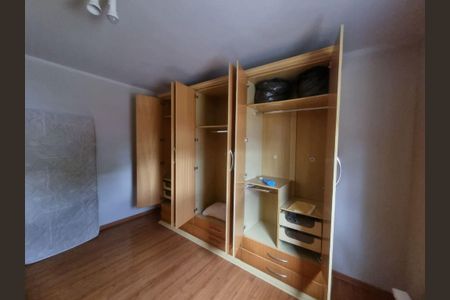 Casa à venda com 3 quartos, 180m² em Vila Camargos, Guarulhos