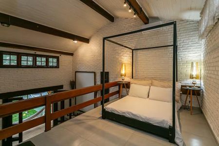 Casa de condomínio para alugar com 339m², 5 quartos e 4 vagas