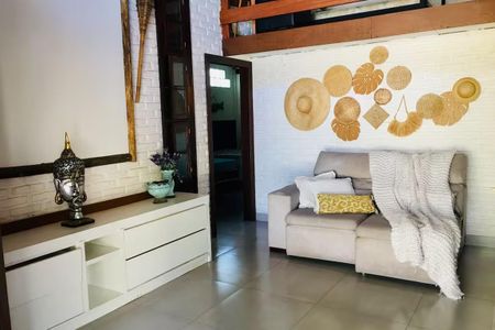 Casa de condomínio para alugar com 339m², 5 quartos e 4 vagas