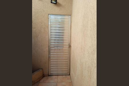 Casa à venda com 130m², 3 quartos e 2 vagas