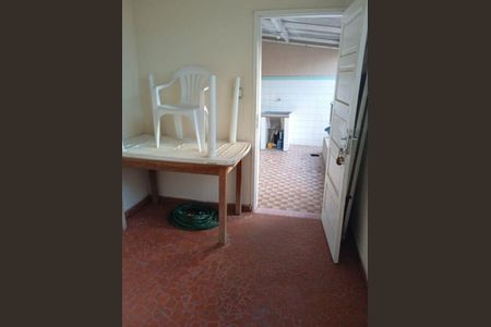 Casa à venda com 130m², 3 quartos e 2 vagas