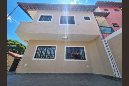 Casa à venda com 3 quartos, 164m² em Jardim Vila Galvao, Guarulhos