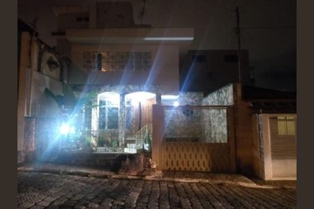 Casa à venda com 315m², 3 quartos e 3 vagas