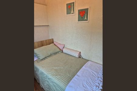 Casa à venda com 117m², 3 quartos e 2 vagas