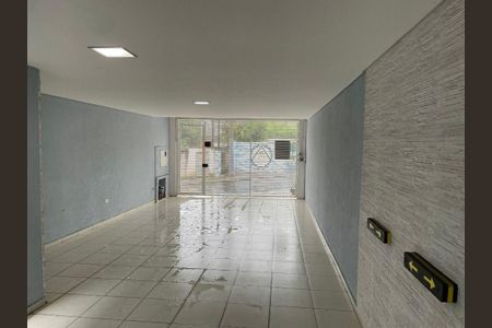 Casa à venda com 3 quartos, 220m² em Parque Renato Maia, Guarulhos
