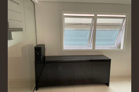 Casa à venda com 220m², 3 quartos e 3 vagas