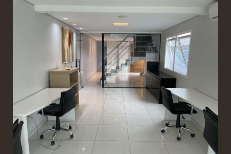 Casa à venda com 3 quartos, 220m² em Parque Renato Maia, Guarulhos