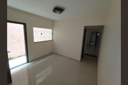 Casa à venda com 213m², 2 quartos e 2 vagas
