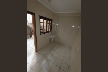 Casa à venda com 213m², 2 quartos e 2 vagas