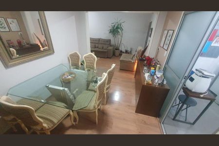 Apartamento à venda com 107m², 4 quartos e 1 vaga