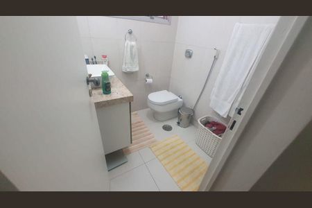 Apartamento à venda com 107m², 4 quartos e 1 vaga