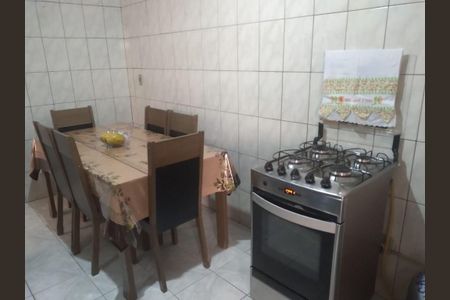Casa à venda com 189m², 2 quartos e 1 vaga
