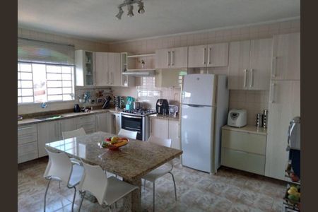 Casa à venda com 530m², 3 quartos e 1 vaga