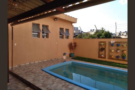 Casa à venda com 530m², 3 quartos e 1 vaga