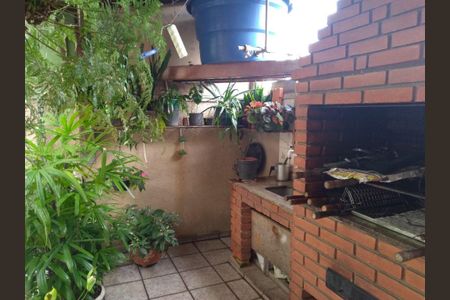 Casa à venda com 120m², 3 quartos e 4 vagas