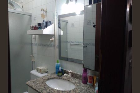 Casa à venda com 120m², 3 quartos e 4 vagas