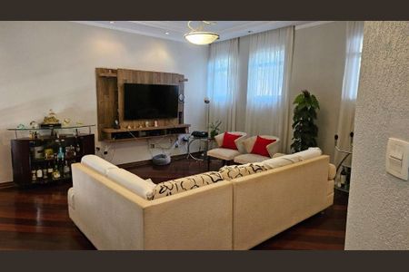 Casa à venda com 3 quartos, 343m² em Jardim Santa Mena, Guarulhos