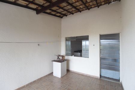 Casa para alugar com 50m², 1 quarto e 1 vagaÁrea de Serviço
