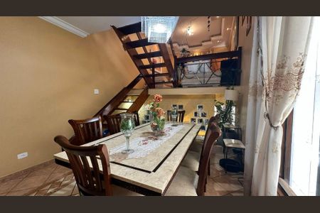 Casa à venda com 4 quartos, 220m² em Jardim Santa Clara, Guarulhos