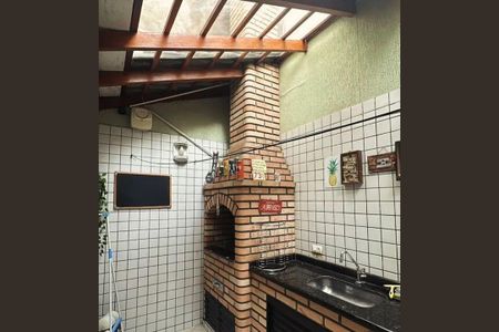 Casa à venda com 3 quartos, 300m² em Jardim Santa Mena, Guarulhos