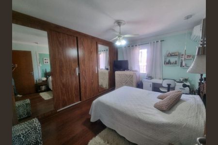 Casa à venda com 3 quartos, 220m² em Jardim Santa Mena, Guarulhos