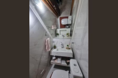 Casa à venda com 220m², 3 quartos e 2 vagas