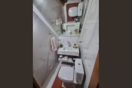 Casa à venda com 3 quartos, 220m² em Jardim Santa Mena, Guarulhos