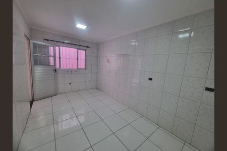 Casa à venda com 3 quartos, 116m² em Cocaia, Guarulhos